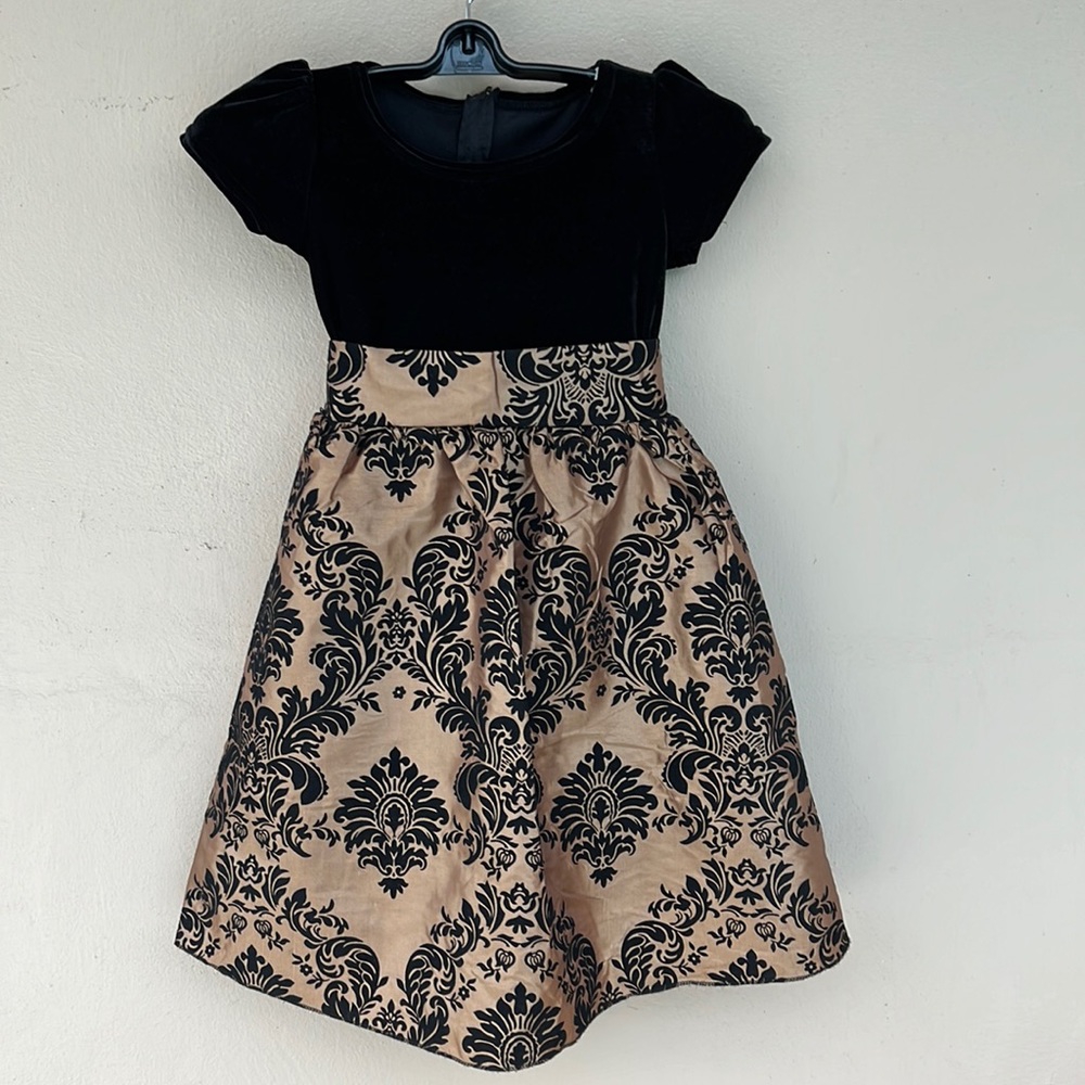 Kid Fashion Girls Black And Gold Jacquard Print Dress EUC Size 6